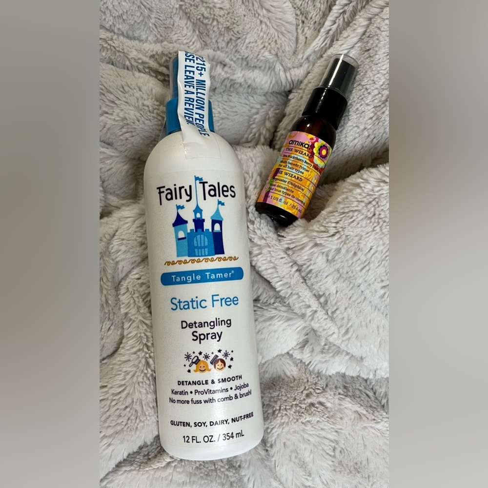 Detangler Bundle 🧖🏽‍♀️Amika The Wizard Primer 1oz & Fairy Tales 12oz Spray